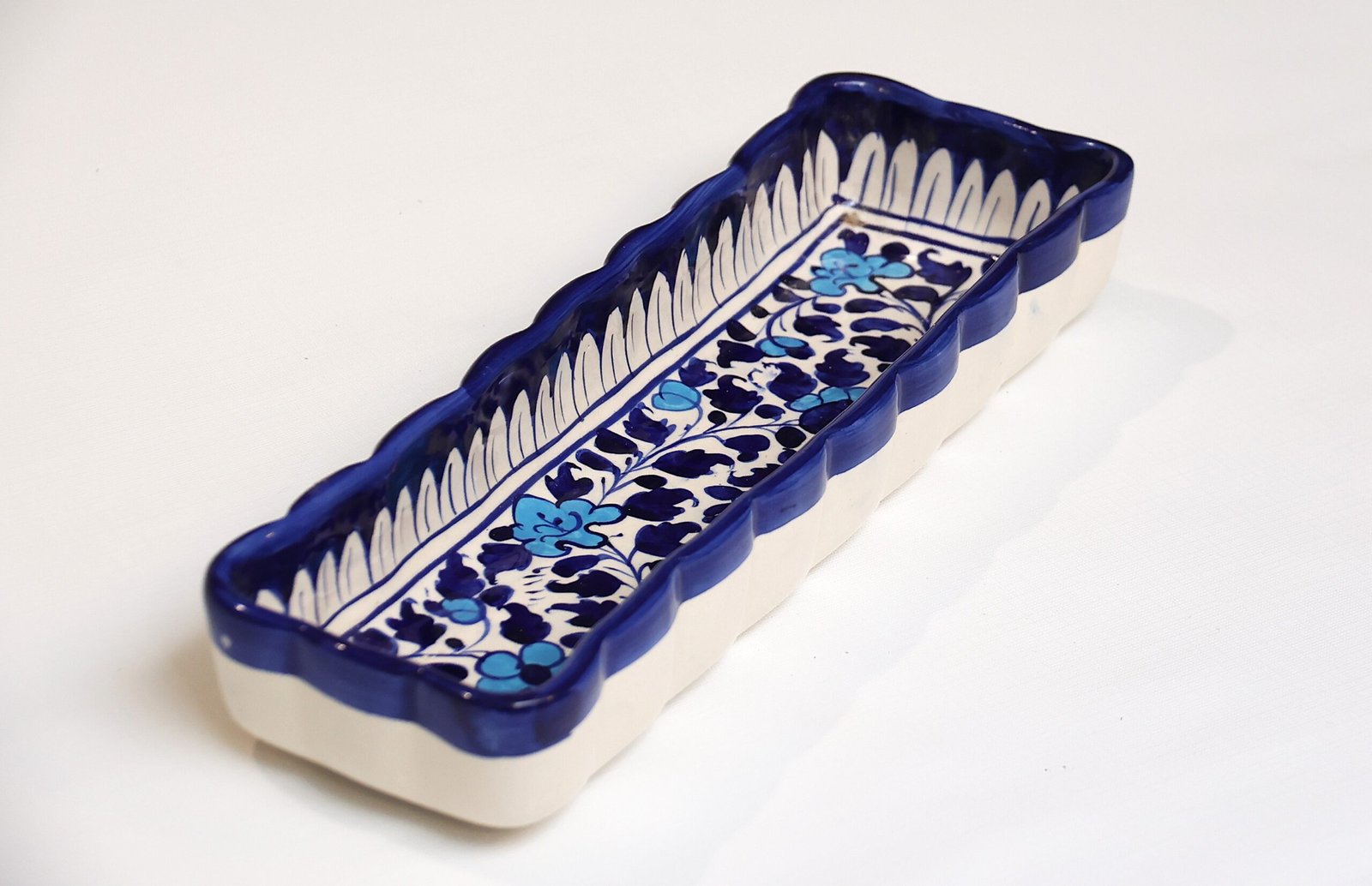 The Katoch Serving Dish (Large, Rounded Edge)