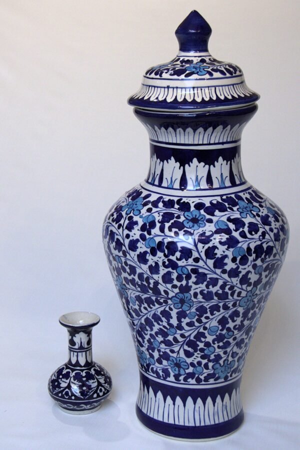 The Khalji Vase & Lid - Image 2