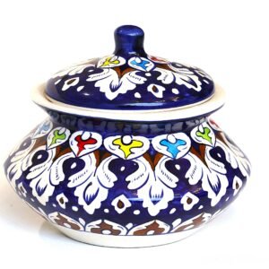 Pot with Lid 1